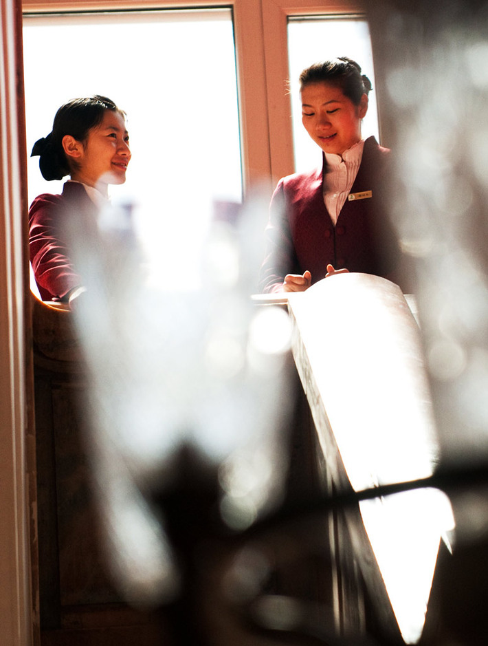 女服务员_女服务员英语_女服务员早操 - 图片大