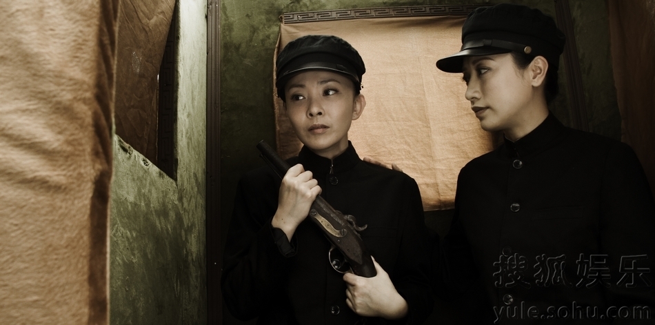 《向东是大海》热播 刘威葳深爱董芝霞-刘威