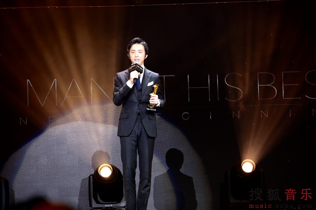 王力宏李云迪_李云迪收入(2)