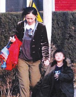 吕子乔高收入的人_明星的高收入合理吗(3)