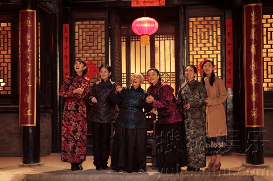 主角带着智脑重生为洪荒人族的小说