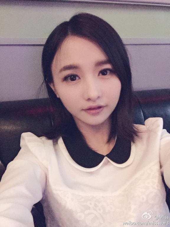 小苍_小苍一年的收入