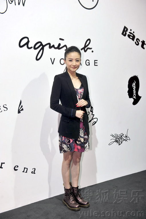 林嘉欣跨界变身设计师 追二胎要顺其自然-林嘉