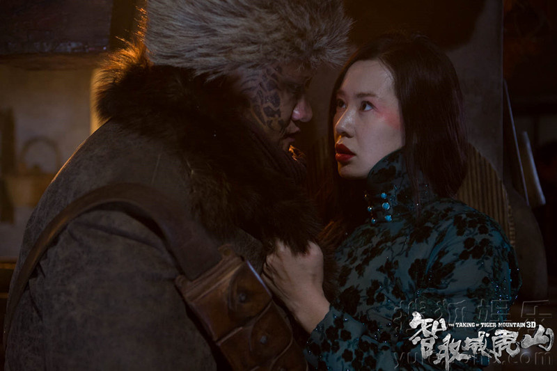 徐克重塑\ <em>蝴蝶</em>迷\ 《智取威虎山》<em>女主</em>余男别样