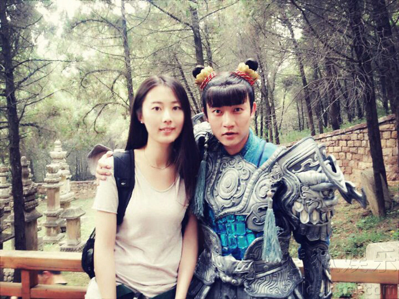 演员韩含春日帅气写真 造型时尚化身阳光暖男7651710-娱乐频道图片库-大视野-搜狐