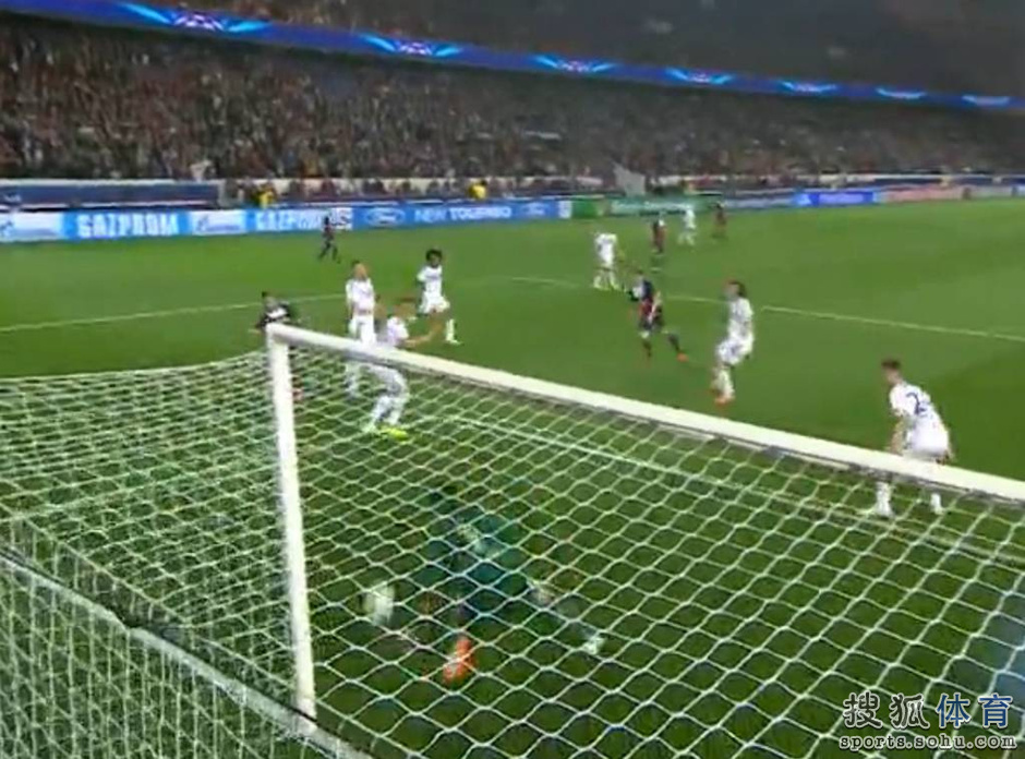 4000万先生演梦幻舞步 玩弄蓝军3大佬破门(图