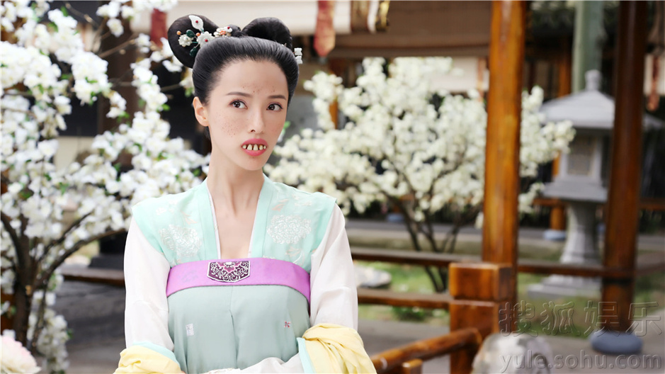 《<em>美人</em>制造》曝剧照 龅牙<em>妹</em>张芷溪丑女上位(组