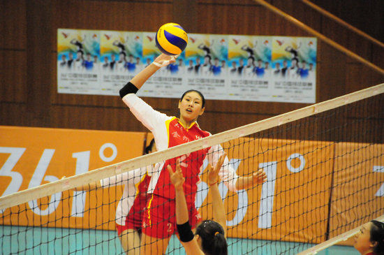 <em>女排</em>第7轮最佳:<em>颜妮</em>荣膺得分王 许若亚一扫颓