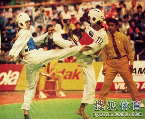 组图回顾1986年汉城亚运会 开幕式成欢乐大派