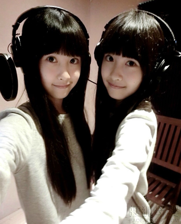 台湾人气双胞胎曝近照 <em>12</em>岁<em>姐妹</em>俩爱跳舞653