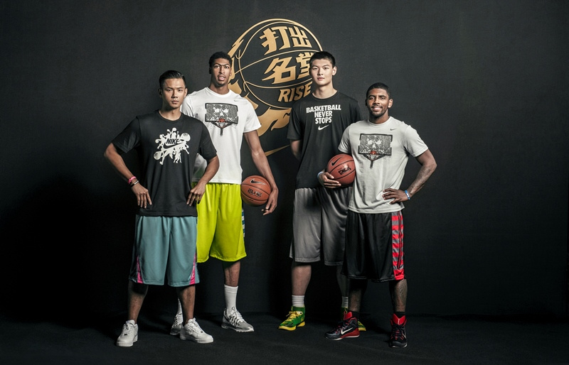 组图:打出名堂 詹姆斯科比助力篮球少年