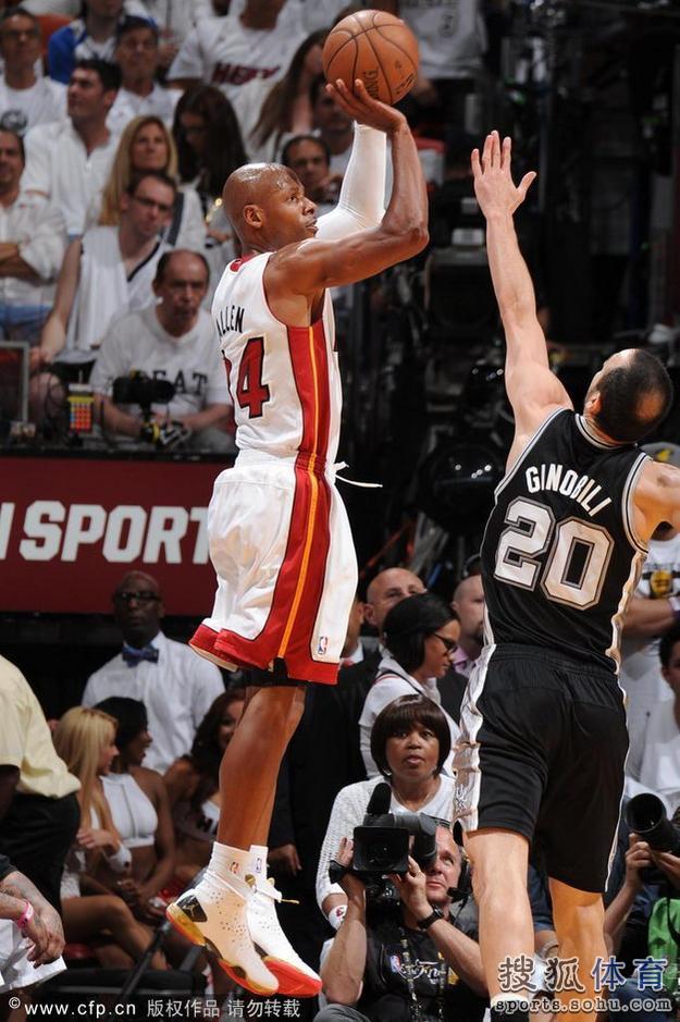 高清:雷阿伦逆天三分救热火 三巨头应感谢雷神