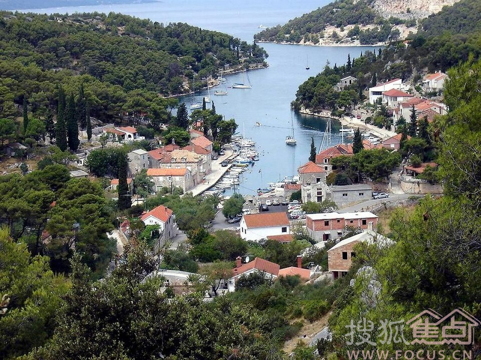 欧洲风景如画的自然小镇