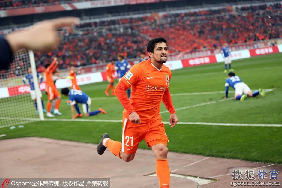 2015中超球员进球排行:野牛21球金靴 高神19球