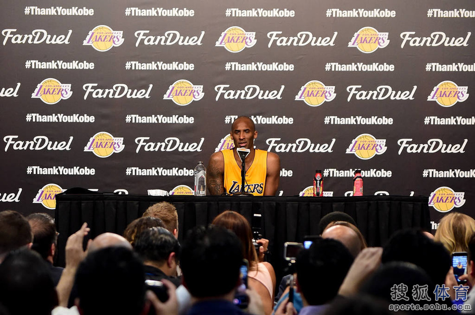 nba全明星_nba联盟总收入(3)