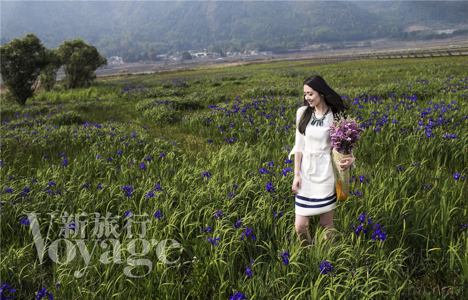 郭碧婷曝光清新脱俗封面大片 清丽出尘宛如仙