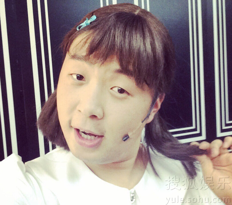 网友PS杜海涛<em>肌肉</em>照 腹肌<em>马甲</em>线一应俱全 - 突