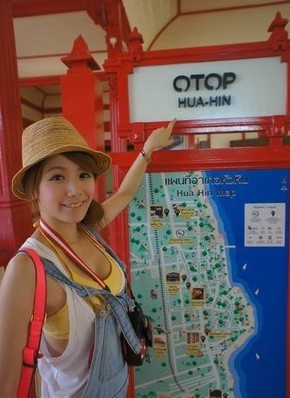 女星<em>泳池</em>解开<em>胸罩</em> 裸泳自拍大解放5569546-娱