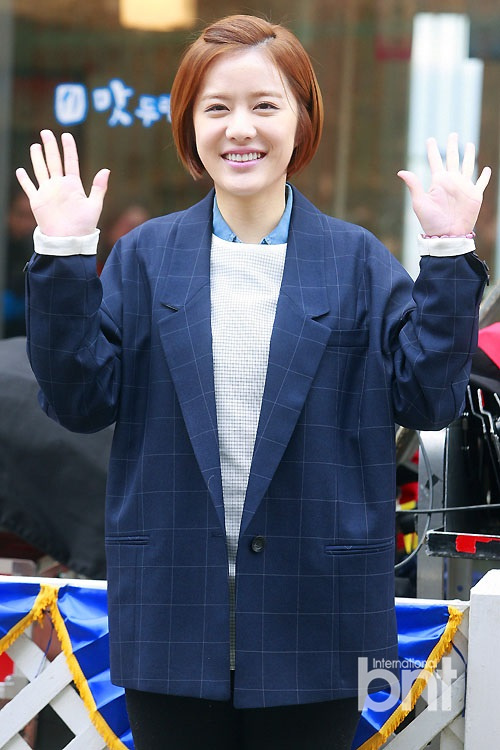 《百年新年》公开拍摄 李弘基杨真诚秀甜蜜6333150-娱乐频道图片库-大视野-搜狐