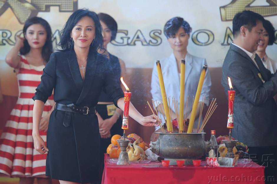 《澳门风云3》香港开机 89版赌神再合体7908