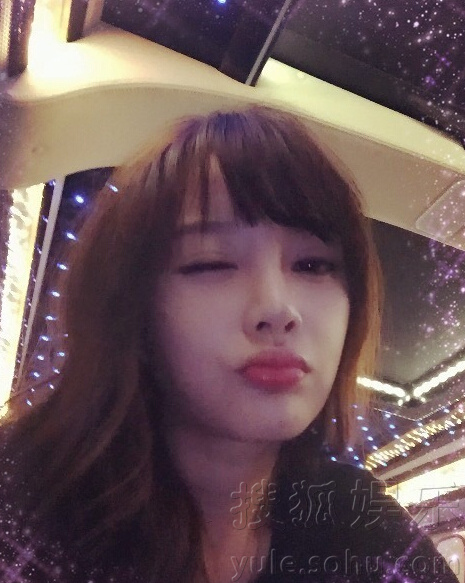辣妈李小璐性感嘟嘴卖萌视频白皙地址十足73自拍皮肤台湾性感迅雷下载图片