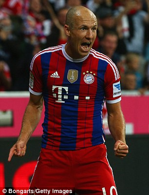 中超球员老婆谁最漂亮_中超足球球员收入(3)