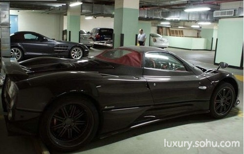 中国<em>女子</em>嫁<em>迪拜</em>老公生活:住豪宅被当贼一样防