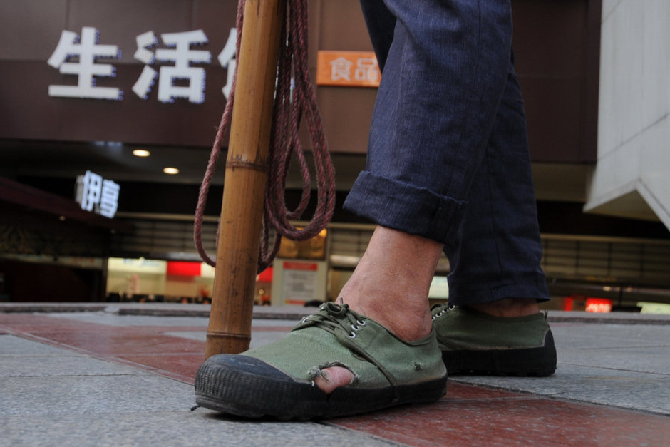 脊背上的重庆 山城棒棒军