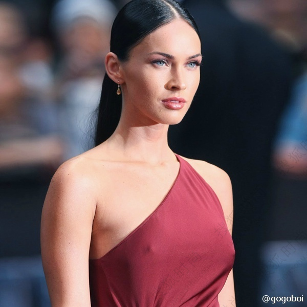 <em>女星不穿胸罩</em>庆祝无<em>胸罩</em>日6899166-搜狐时尚