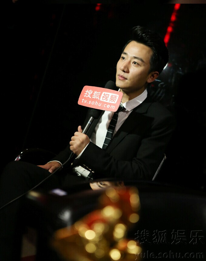 麻辣对话丨黄轩:拍床戏挺累的,生理没快感736