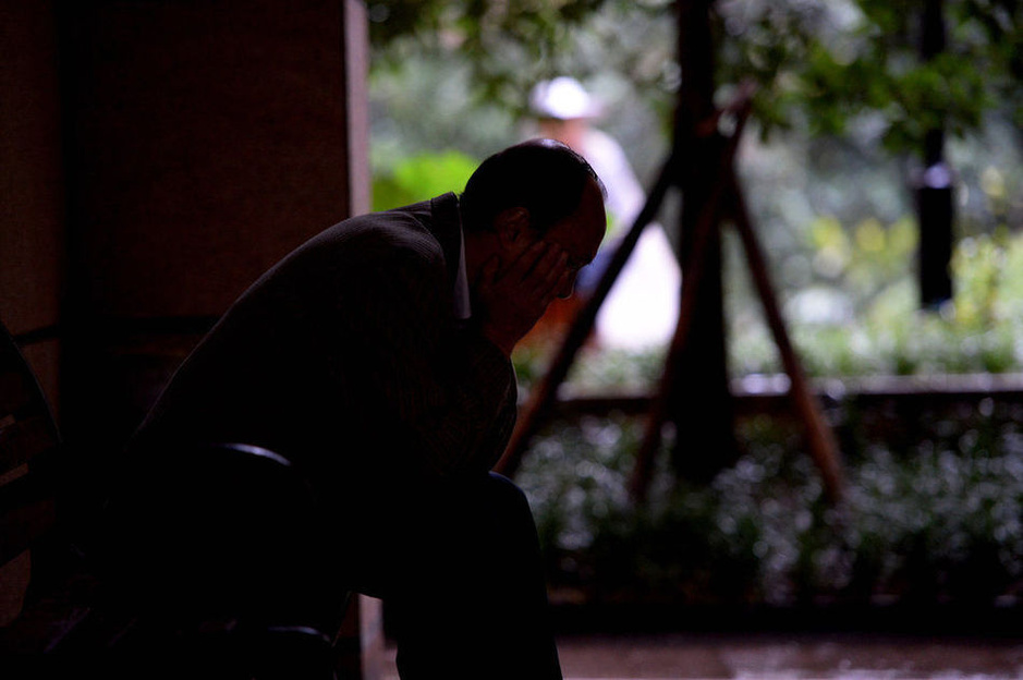 重庆儿子待业半年啃老 父亲焦虑