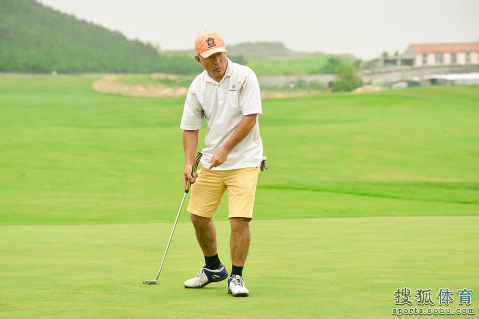 高清:海南公开赛8月首战山东 两选手进总决赛