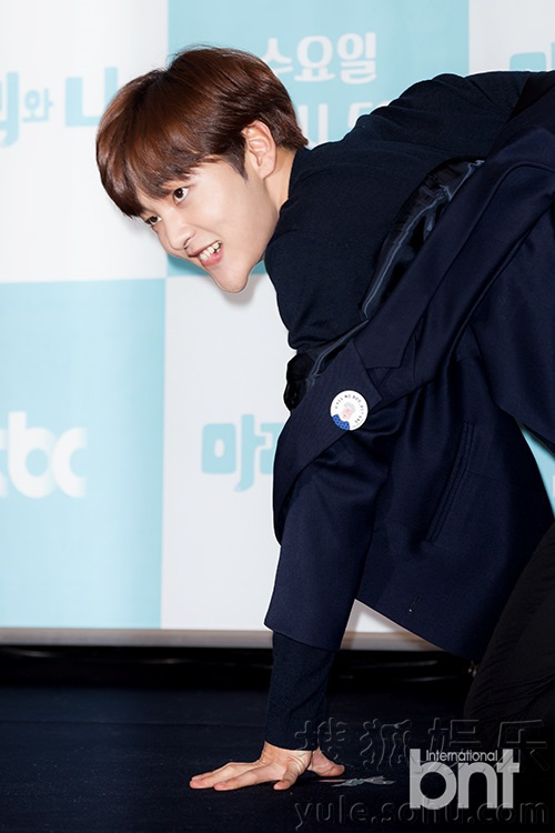 JTBC新综艺举行发布会 姜虎东iKON等出席