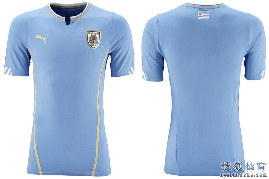 高清:葡萄牙公布世界杯客场战袍 C罗着战衣作