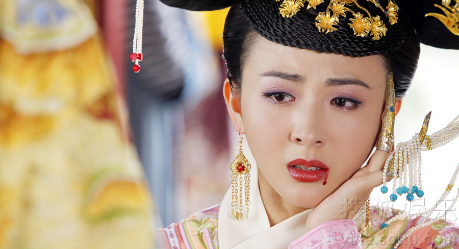 《多情江山》热播 徐小飒被封最美"蛇蝎皇后"