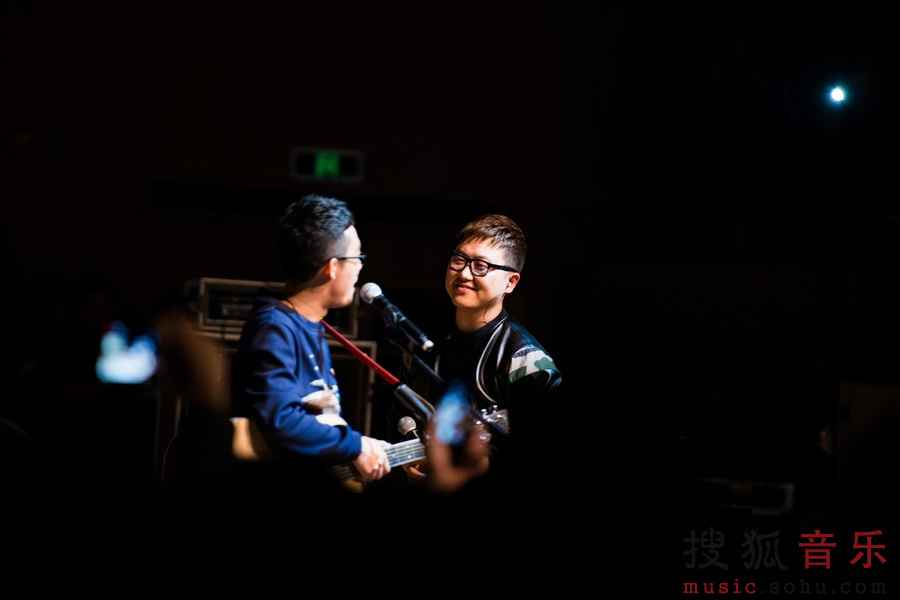 好妹妹乐队挑战剧院演唱会 上海火爆展高人气