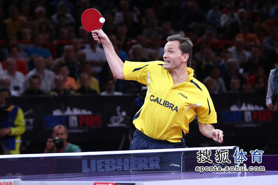 高清:盖廷与塞弗进行表演赛 老当益壮激情四射