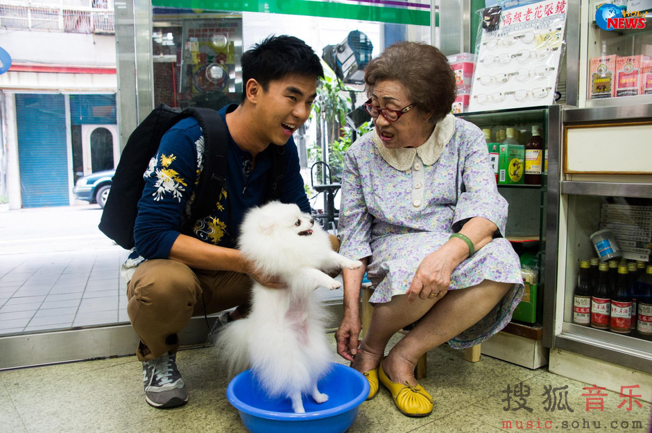 柯有伦视宠如命 笑谈萌宠已成工作动力