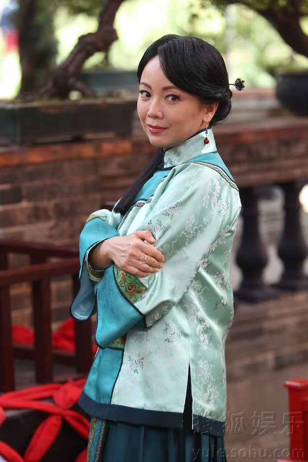 电视海报剧照  来源:搜狐娱乐 责编:王超                 《风雷急》