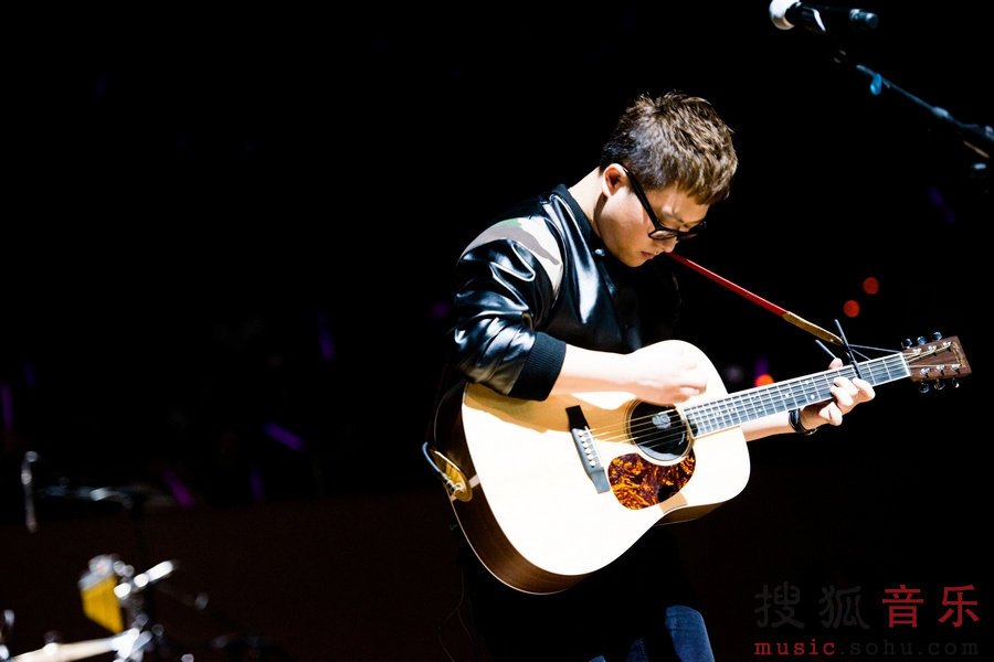 <em>好妹妹乐队</em>挑战剧院<em>演唱会</em> <em>上海</em>火爆展高人气