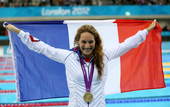 北京时间7月30日凌晨，2012年伦敦奥运会游泳比赛展开第二日较量。在女子400米自由泳决赛中，法国...