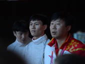 北京时间8月3日，2012年伦敦奥运会击剑比赛在卓越体育馆继续进行，男子佩剑团体1/4决赛，中国队发...