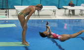 当地时间2012年7月20日，加拿大潜水员埃米莉-海曼斯在伦敦奥林匹克公园水上运动中心训练。