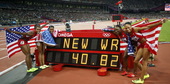 北京时间8月11日，2012伦敦奥运会女子4x100米接力决赛。美国队以40秒82的成绩夺冠，并打破...