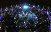 北京时间7月28日凌晨，2012年奥运会的开幕式，在伦敦隆重举行。主体育场“伦敦碗”和标志性的塔桥在...