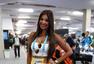 搜狐探营世界杯：南美美女主持 与小狐亲密接触