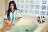 高清图：北影校花浴室写真 湿身诱惑助威阿根廷