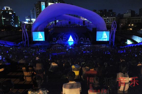 <em>张惠妹</em>2014偏执面<em>演唱</em>会 三万<em>人</em>起舞high翻天