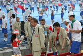 9月6日晚，残奥会开幕式在鸟巢举行，各国运动员相继进场入席。搜狐体育 昌盛/摄
