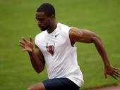8月10，美国100米运动员泰森盖伊，在进行训练。